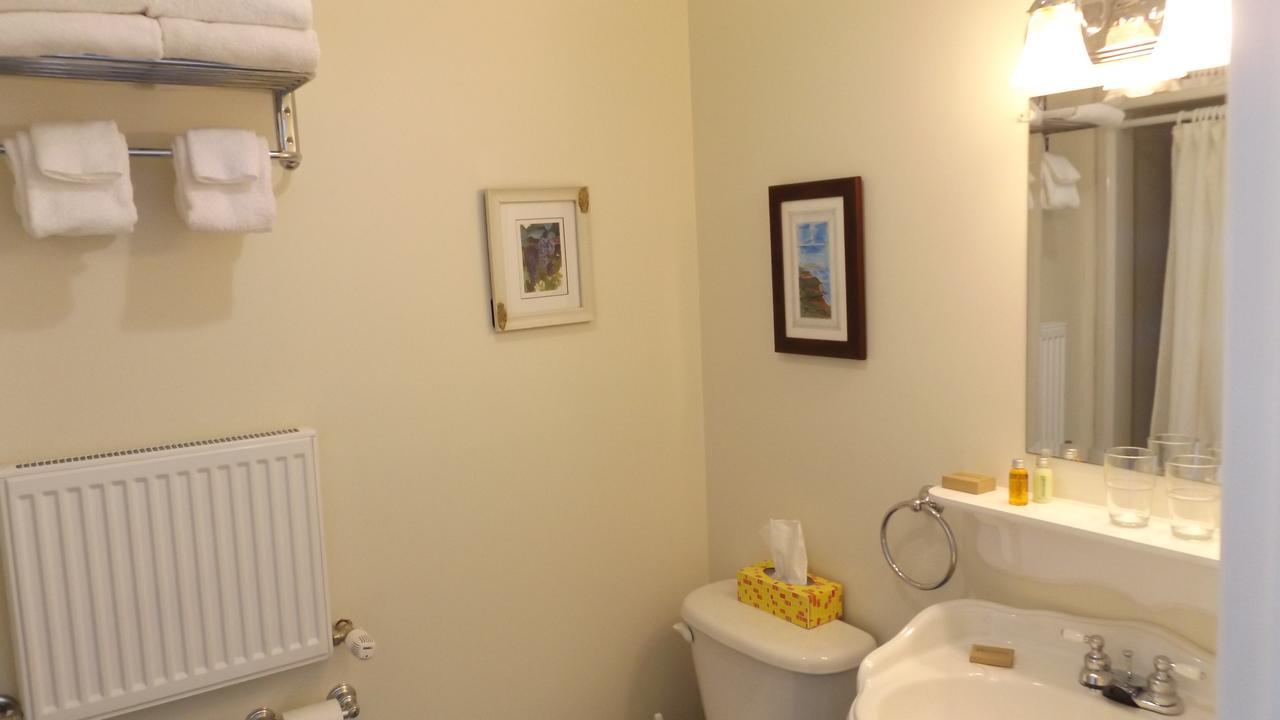 Johnson Shore Inn Harmony Junction Room photo